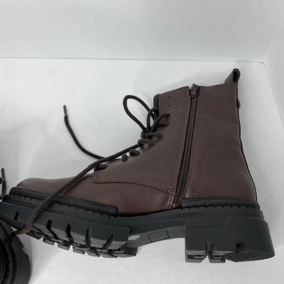 Steve Madden Brown Jami Booties‎ - Picture 4 of 6